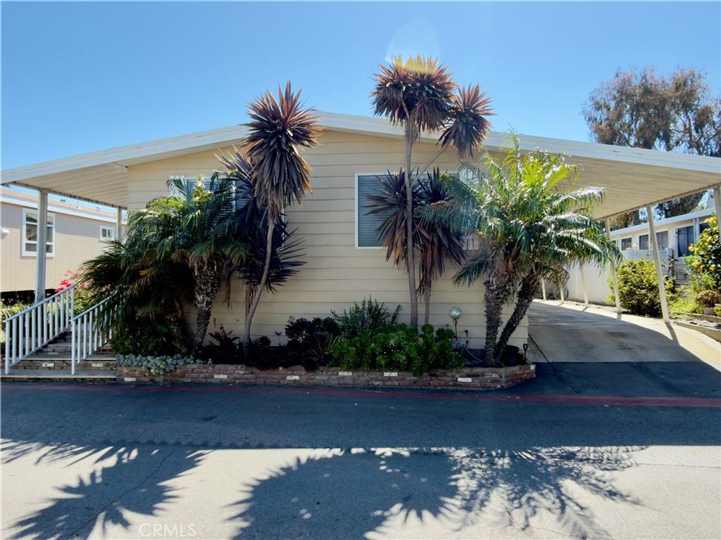 20701 Beach Boulevard 262, Huntington Beach, CA 92648