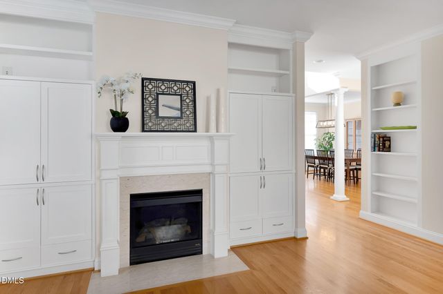 100 Maywood Way, Chapel Hill, NC 27516