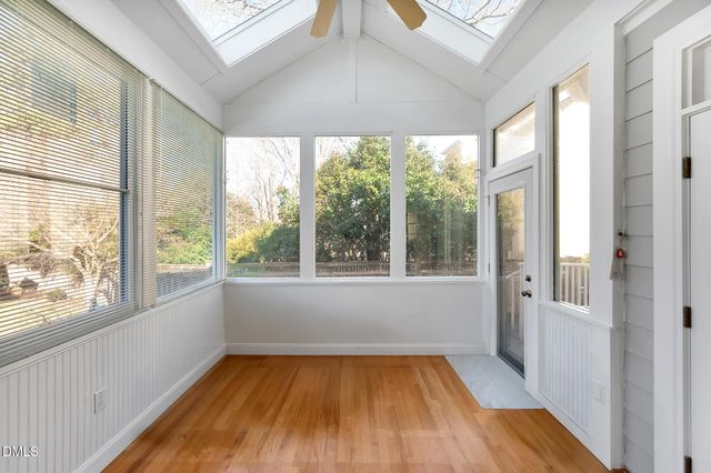 100 Maywood Way, Chapel Hill, NC 27516