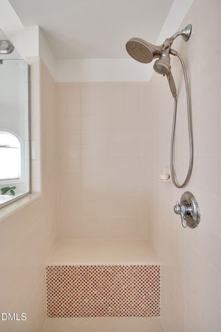 100 Maywood Way, Chapel Hill, NC 27516