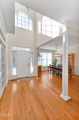 100 Maywood Way, Chapel Hill, NC 27516