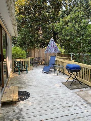 513 E Richardson Avenue, Summerville, SC 29485