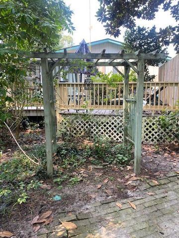 513 E Richardson Avenue, Summerville, SC 29485