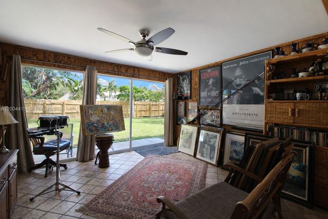 2048 SW 27th Avenue, Fort Lauderdale, FL 33312