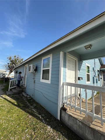 706 N Tennessee Street, Mckinney, TX 75069