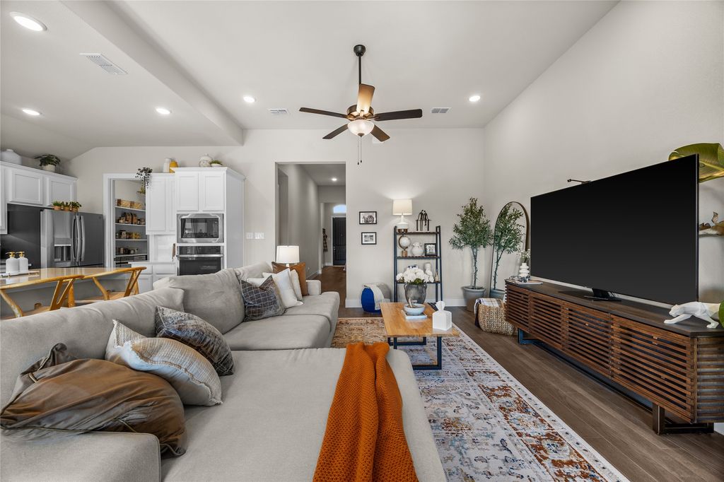 2516 Briarbrook Drive, Denton, TX 76207