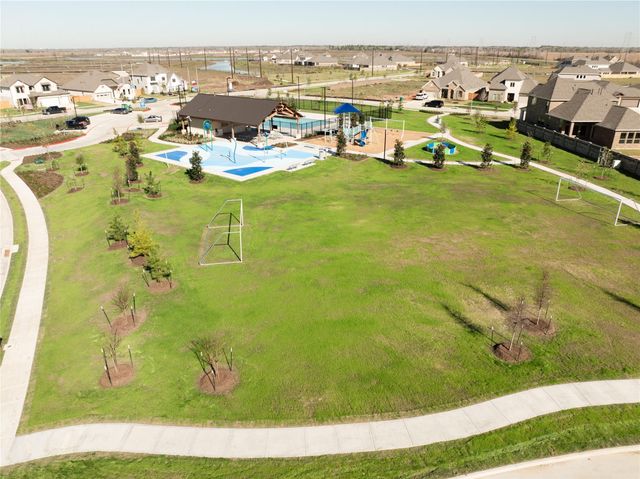 2402 Rose Gold, Iowa Colony, TX 77583