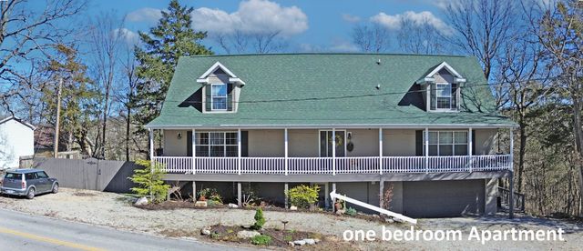 235 Iowa Colony Road, Hollister, MO 65672