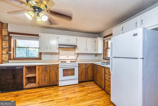 7483 Highway 54, Sharpsburg, GA 30277