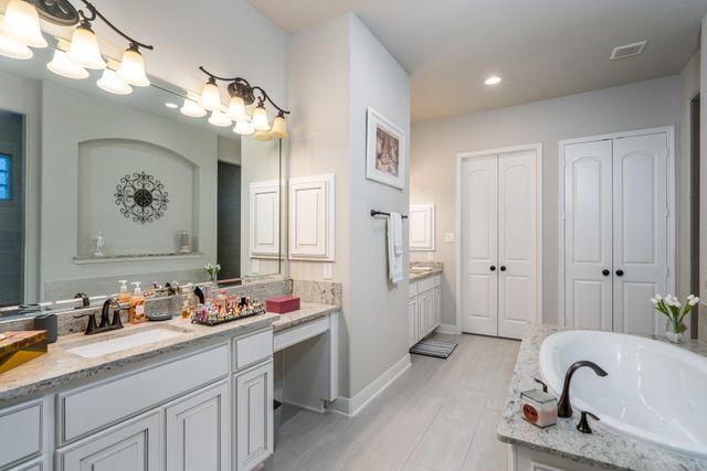 10410 Southern Hawker, Conroe, TX 77385