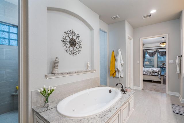 10410 Southern Hawker, Conroe, TX 77385