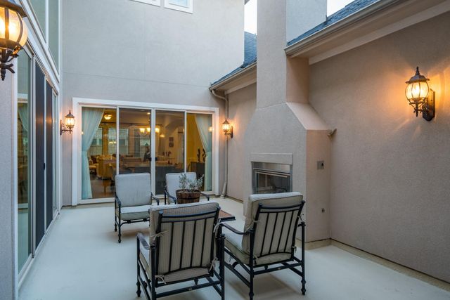 10410 Southern Hawker, Conroe, TX 77385