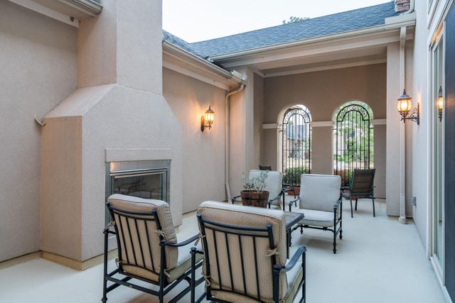 10410 Southern Hawker, Conroe, TX 77385