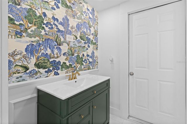 14910 WINTERWIND DRIVE, Tampa, FL 33624