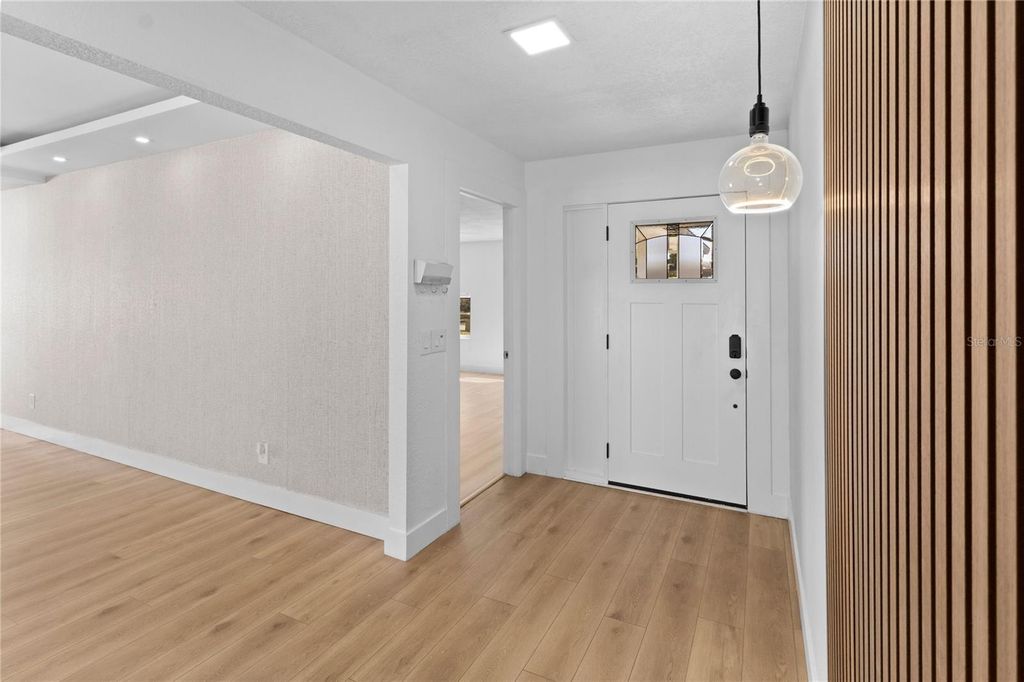 Image 18 of property listing at 14910 WINTERWIND DRIVE, Tampa, FL 33624