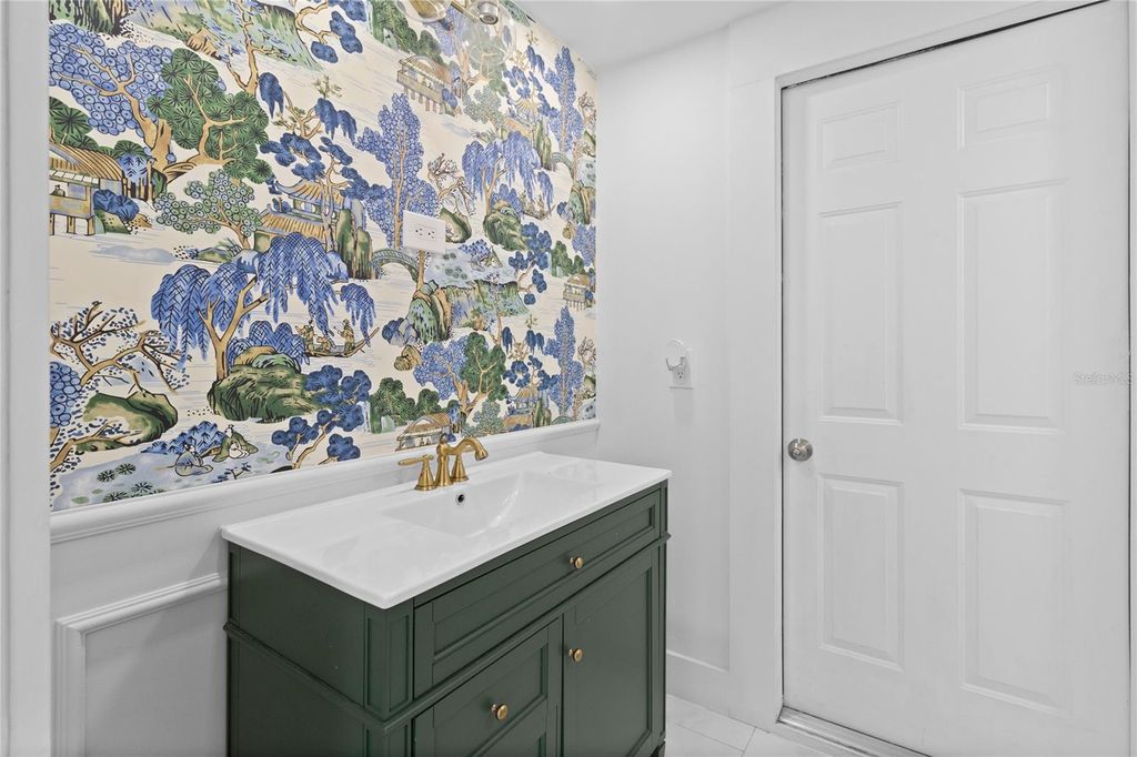 Image 28 of property listing at 14910 WINTERWIND DRIVE, Tampa, FL 33624