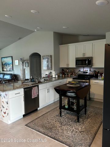598 Brickell Street SE, Melbourne, FL 32908