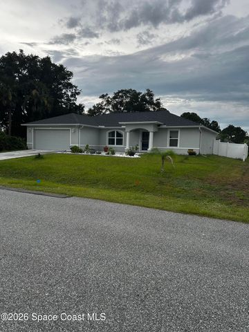 598 Brickell Street SE, Melbourne, FL 32908