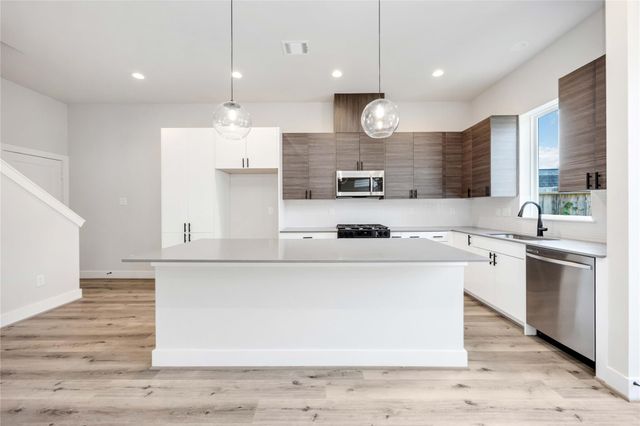 318 Charlock St Street, Houston, TX 77022