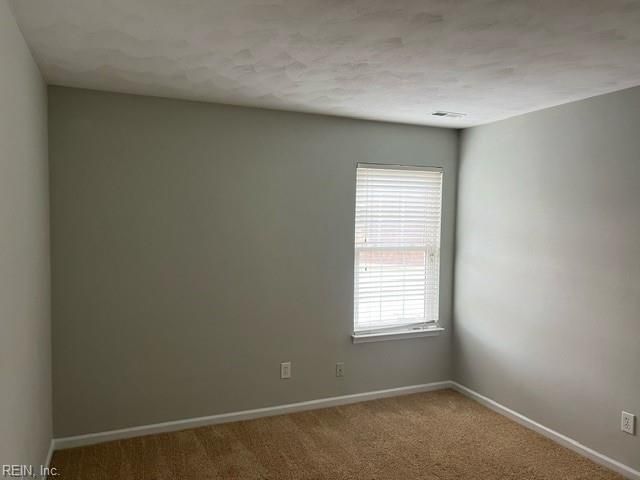 3528 Riders LN, Virginia Beach, VA 23453