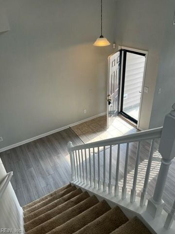 3528 Riders LN, Virginia Beach, VA 23453