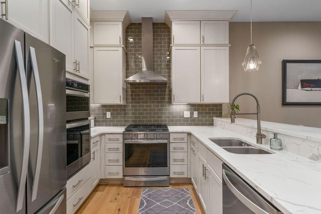 904 S Front Street, Columbus, OH 43206