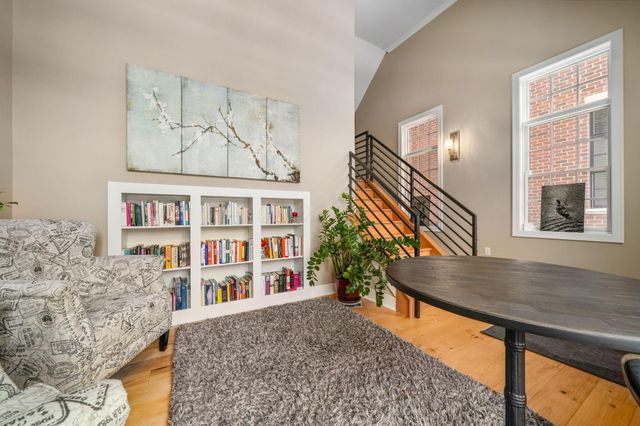 904 S Front Street, Columbus, OH 43206