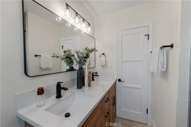 130 S Lime Street, Orange, CA 92868