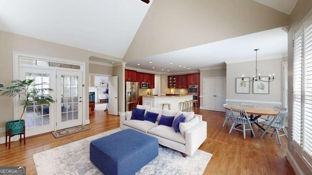 943 Kinghorn Drive NW, Kennesaw, GA 30152