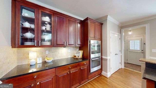 943 Kinghorn Drive NW, Kennesaw, GA 30152