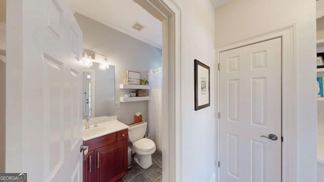 943 Kinghorn Drive NW, Kennesaw, GA 30152