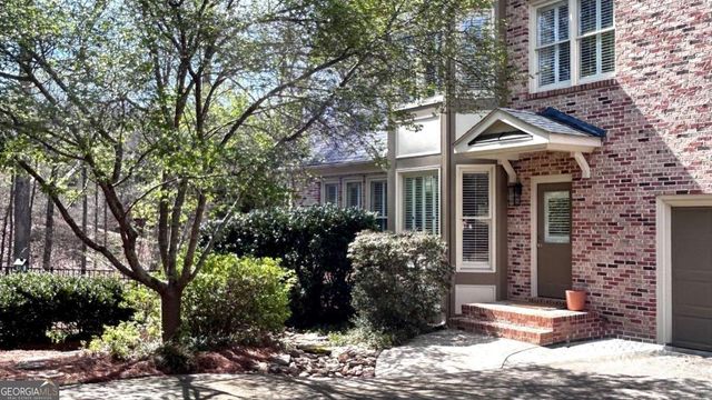 943 Kinghorn Drive NW, Kennesaw, GA 30152