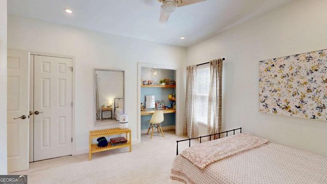 943 Kinghorn Drive NW, Kennesaw, GA 30152