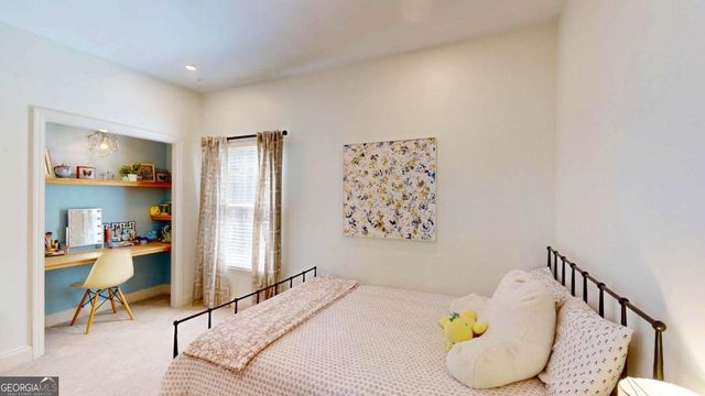 943 Kinghorn Drive NW, Kennesaw, GA 30152