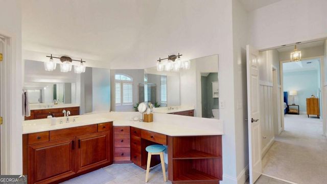 943 Kinghorn Drive NW, Kennesaw, GA 30152