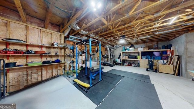 943 Kinghorn Drive NW, Kennesaw, GA 30152