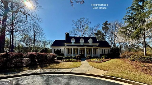 943 Kinghorn Drive NW, Kennesaw, GA 30152