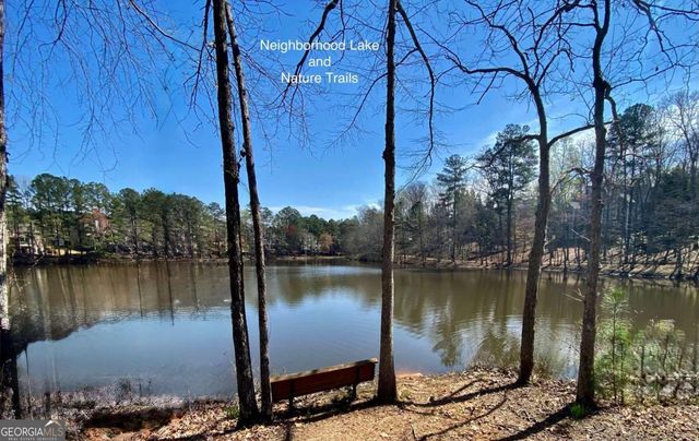 943 Kinghorn Drive NW, Kennesaw, GA 30152