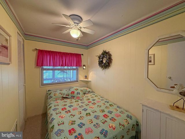 10 SPINNING WHEEL LN, Rehoboth Beach, DE 19971