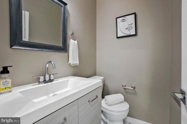 1351 NEWTON ST NW, Washington, DC 20010