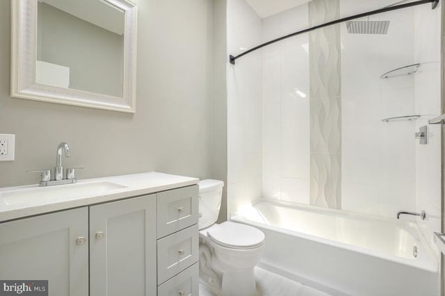 1351 NEWTON ST NW, Washington, DC 20010