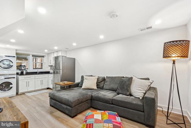 1351 NEWTON ST NW, Washington, DC 20010