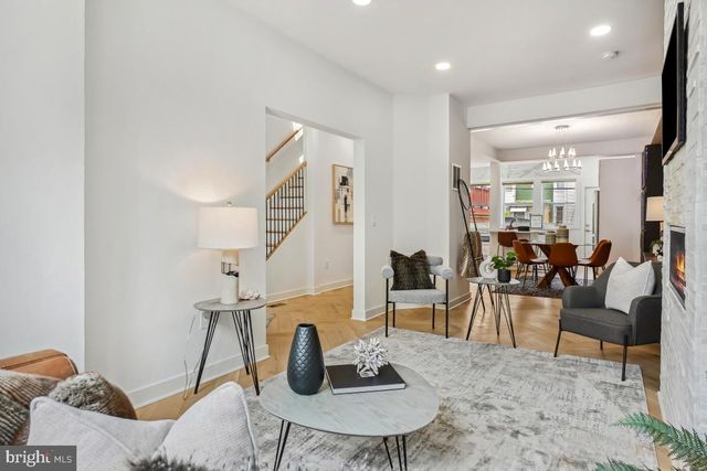 1351 NEWTON ST NW, Washington, DC 20010