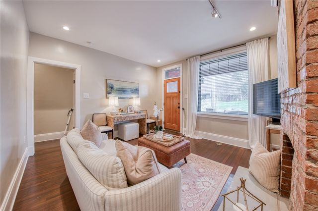 311 Fisk St, Lawrenceville, PA 15201