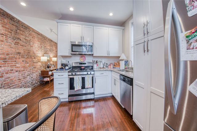 311 Fisk St, Lawrenceville, PA 15201