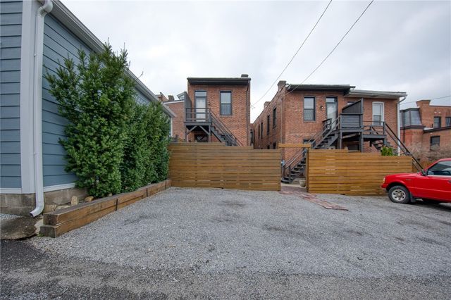 311 Fisk St, Lawrenceville, PA 15201