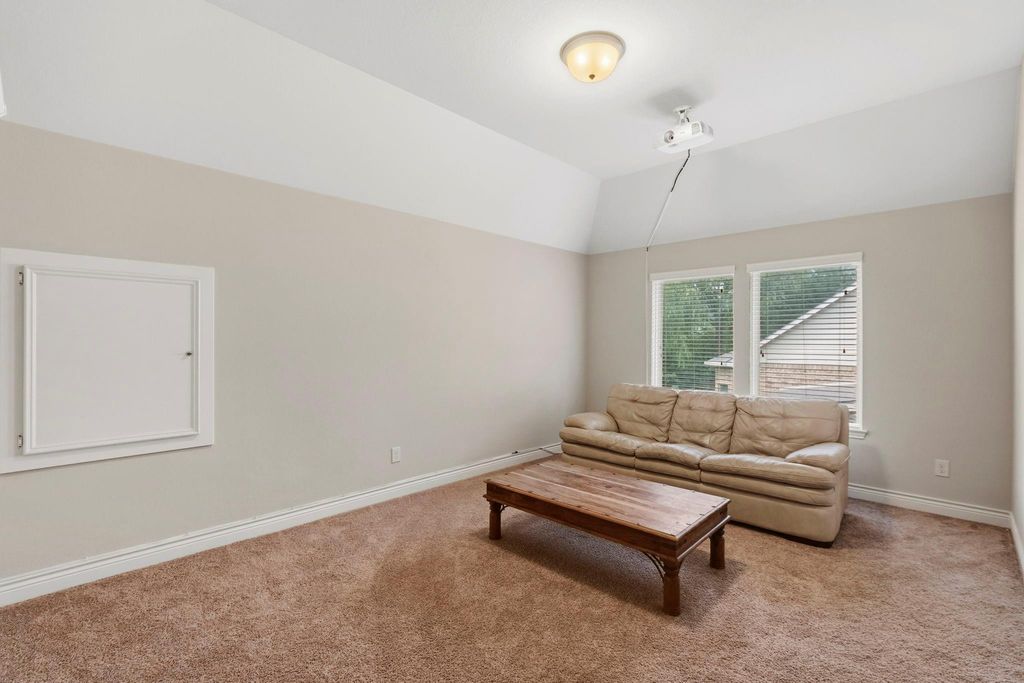 Image 38 of property listing at 70 Genova Way Lane, Missouri City, TX 77459
