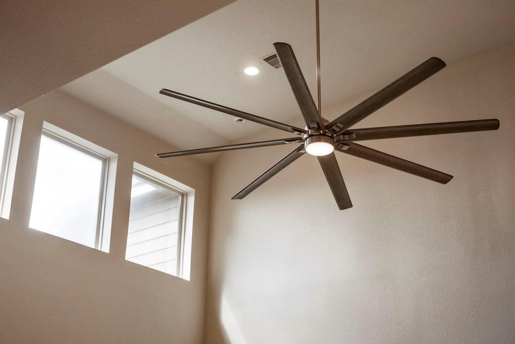 Image 8 of property listing at 70 Genova Way Lane, Missouri City, TX 77459