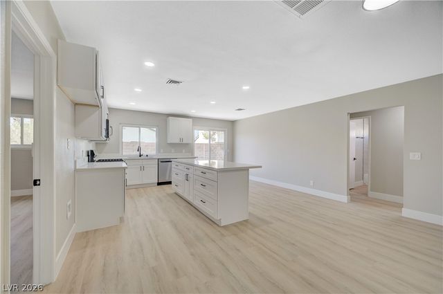 6784 Mataro Drive, Las Vegas, NV 89103