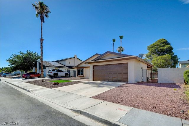 6784 Mataro Drive, Las Vegas, NV 89103